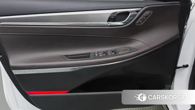 Hyundai The New Grandeur IG Hybrid id 4943310 из Кореи 16