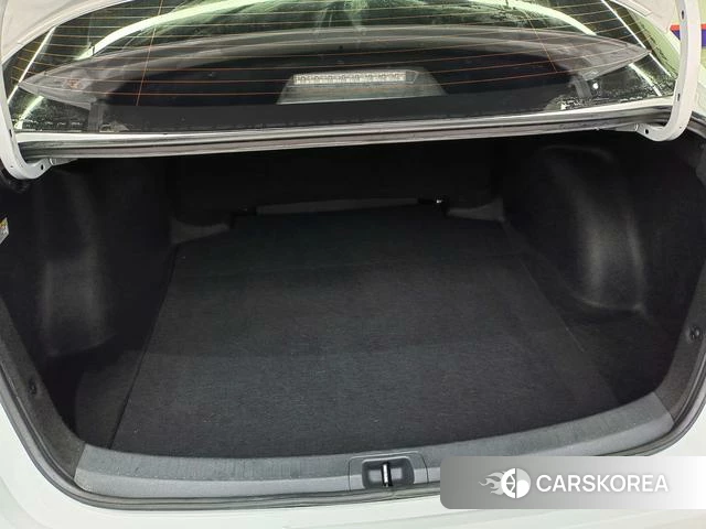 Toyota Corolla id 4262425 из Китая 16