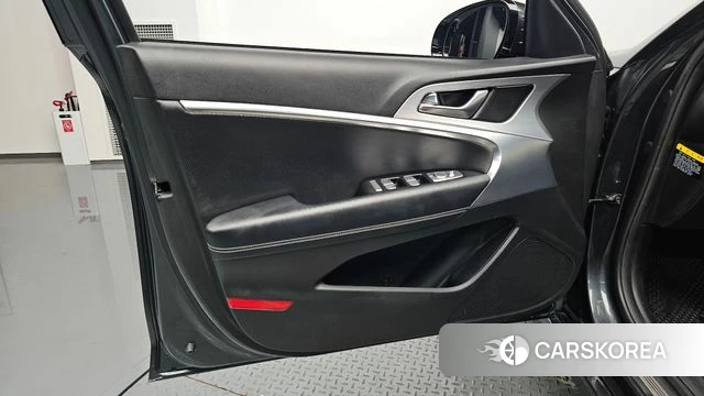 Genesis G70 id 4615563 из Кореи 16