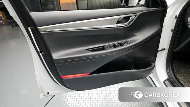 Hyundai The New Grandeur IG Hybrid id 4395913 из Кореи 16