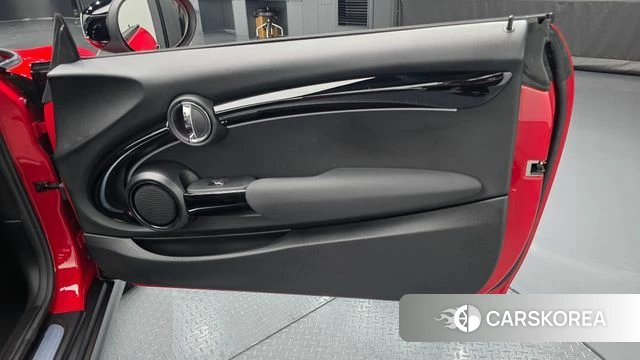 Mini Cooper Convertible id 4462653 из Кореи 16