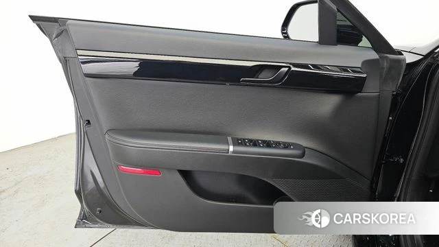 Hyundai Grandeur (GN7) id 4408656 из Кореи 16