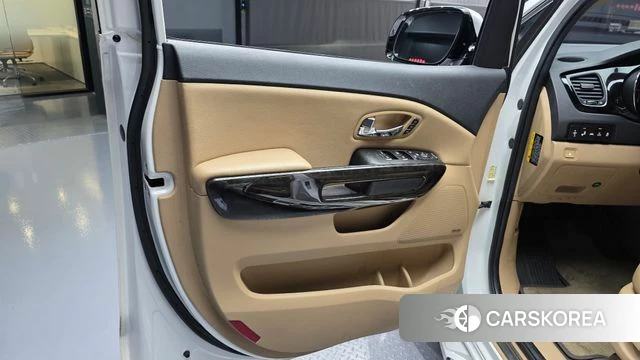 Kia The New Carnival id 4794594 из Кореи 16