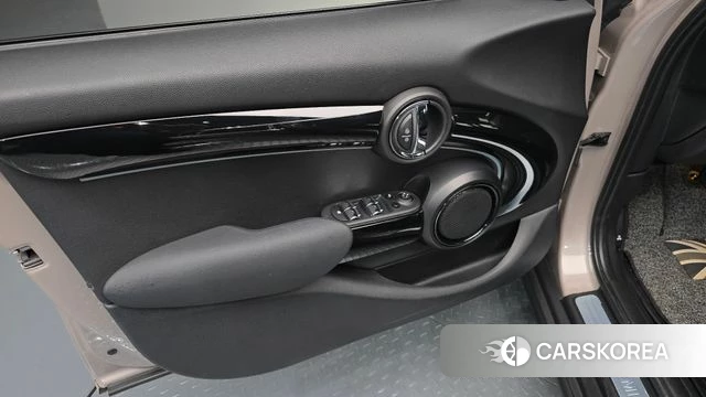 Mini Cooper id 4928652 из Кореи 16