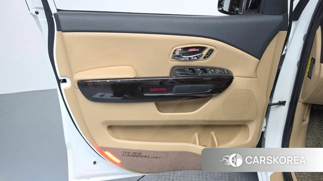 Kia The New Carnival id 4525717 из Кореи 16