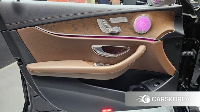 Mercedes-Benz E-Class W213 id 4445254 из Кореи 16