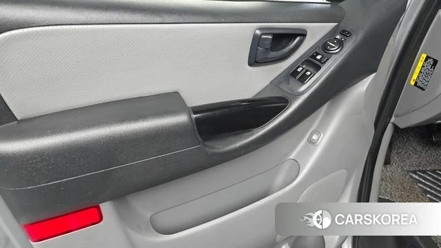 Hyundai The New Grand Starex id 4363484 из Кореи 16