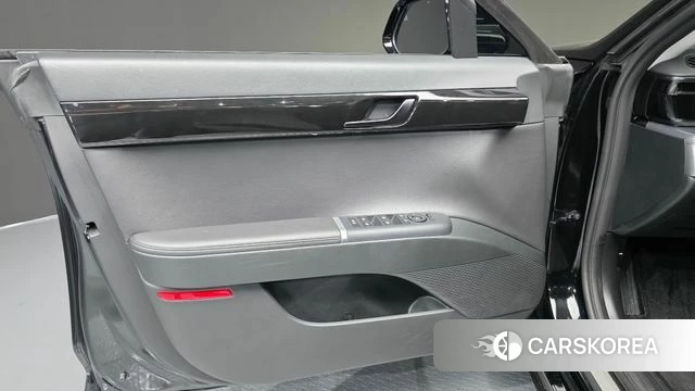Hyundai Grandeur Hybrid (GN7) id 4408538 из Кореи 16