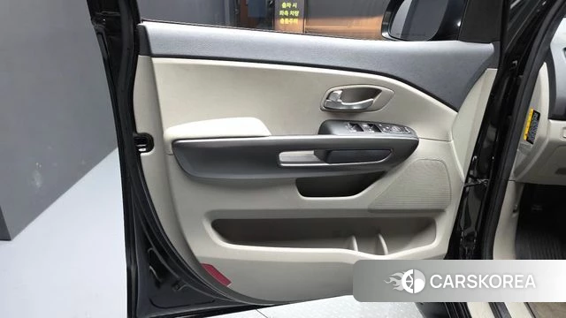 Kia The New Carnival id 4447547 из Кореи 16