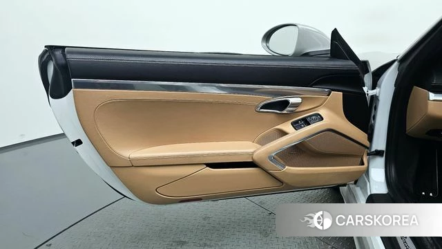 Porsche 718 Boxster id 4325897 из Кореи 16
