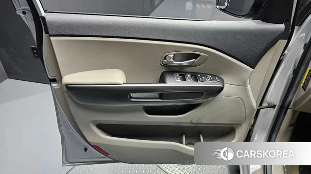 Kia The New Carnival id 4459628 из Кореи 16