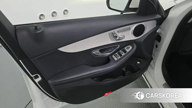 Mercedes-Benz C-Class W205 id 4614738 из Кореи 16