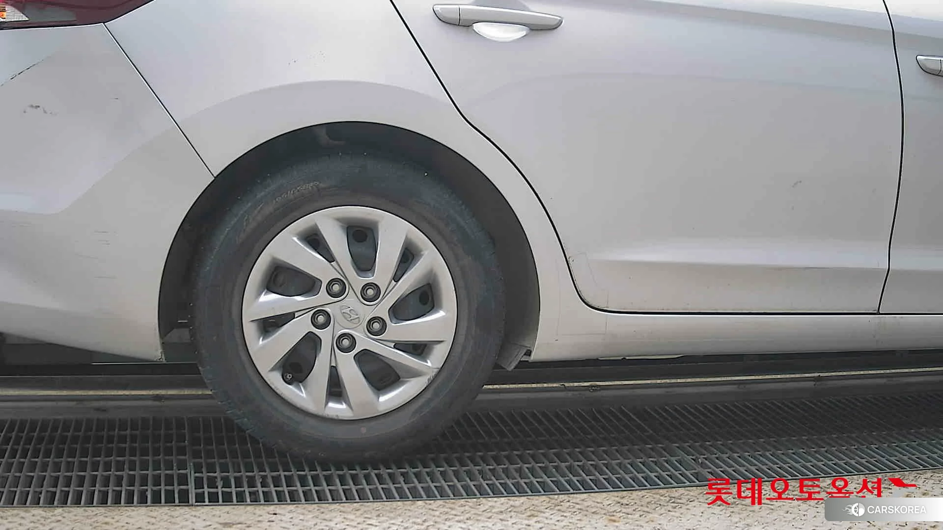 Hyundai Avante id 4504398 из Кореи 16