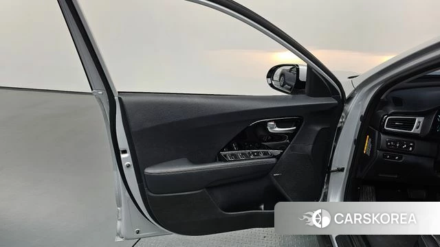 Kia Niro EV id 4501498 из Кореи 16