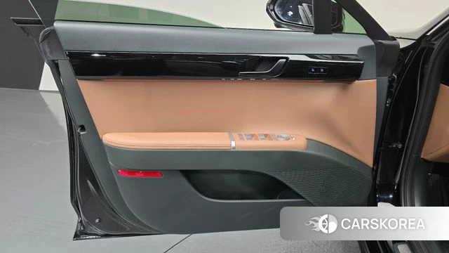 Hyundai Grandeur Hybrid (GN7) id 4200934 из Кореи 16