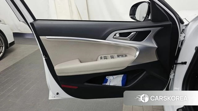 Genesis G70 id 4470997 из Кореи 16