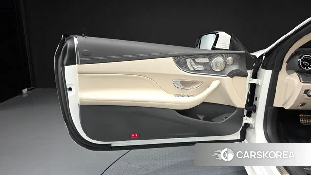 Mercedes-Benz E-Class W213 id 4594111 из Кореи 16