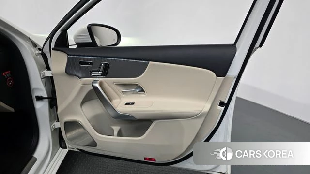 Mercedes-Benz A-Class W177 id 4783978 из Кореи 16
