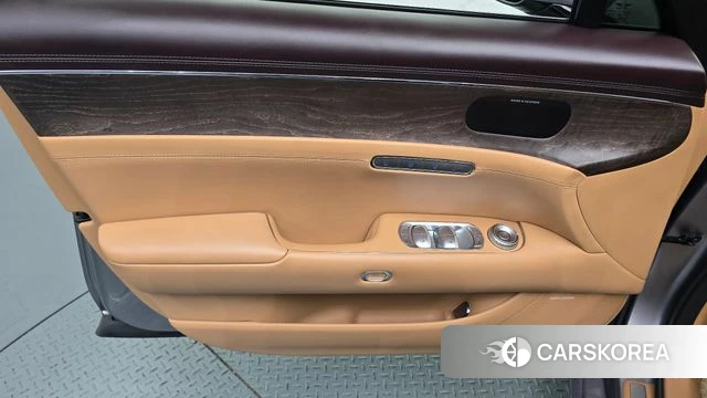 Genesis G90 (RS4) id 4726135 из Кореи 16