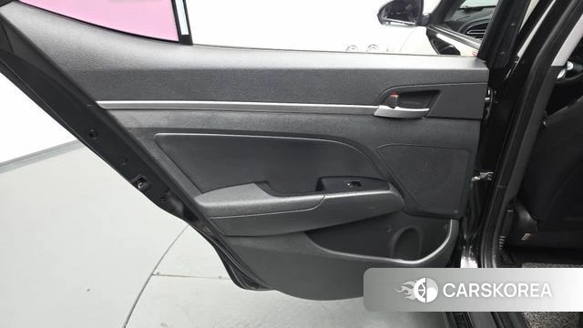 Hyundai The New Avante AD id 4530755 из Кореи 16