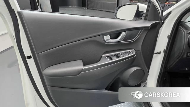 Hyundai The New Kona id 4495545 из Кореи 16