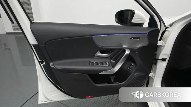 Mercedes-Benz A-Class W177 id 4433531 из Кореи 16