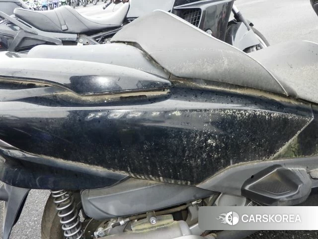 Honda FORZA Z id 3948663 из Японии 16