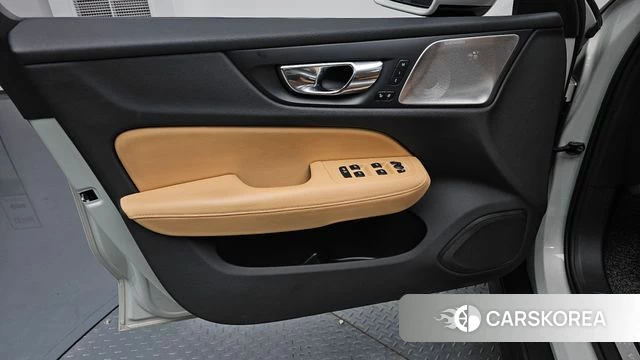 Volvo V60 Cross-Country 2nd Generation id 4482422 из Кореи 16