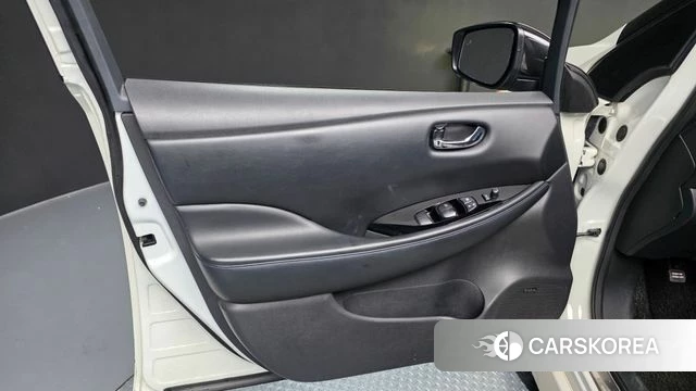 Nissan Leaf (ZE1) id 4285271 из Кореи 16