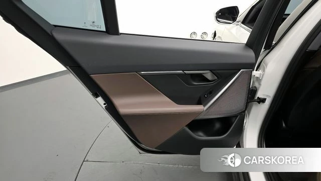 BMW 5 Series (G60) id 4442807 из Кореи 16