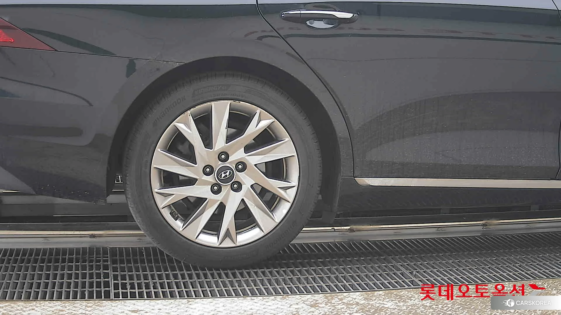 Hyundai Grandeur Hybrid id 3881992 из Кореи 16