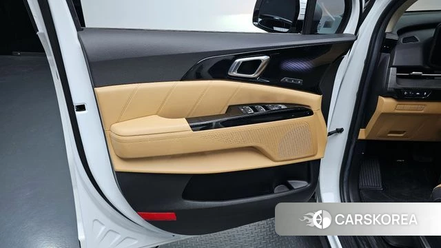 Kia Carnival 4th generation id 4223395 из Кореи 16