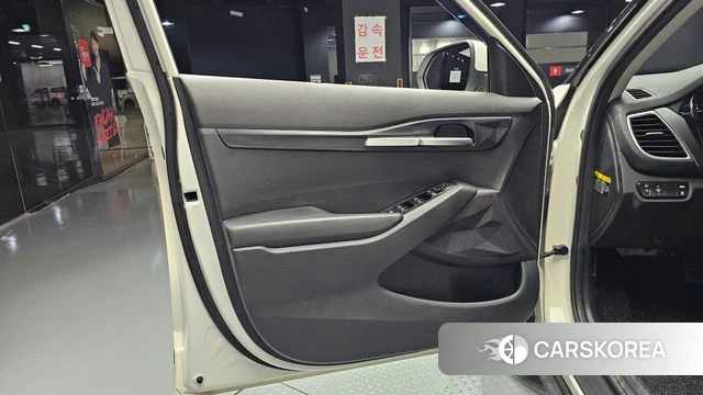 Kia Seltos id 4196496 из Кореи 16