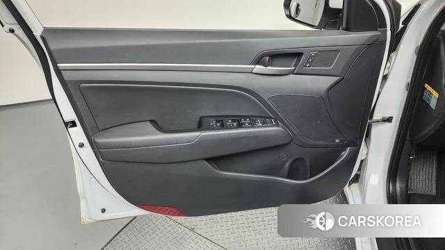 Hyundai The New Avante AD id 4477425 из Кореи 16