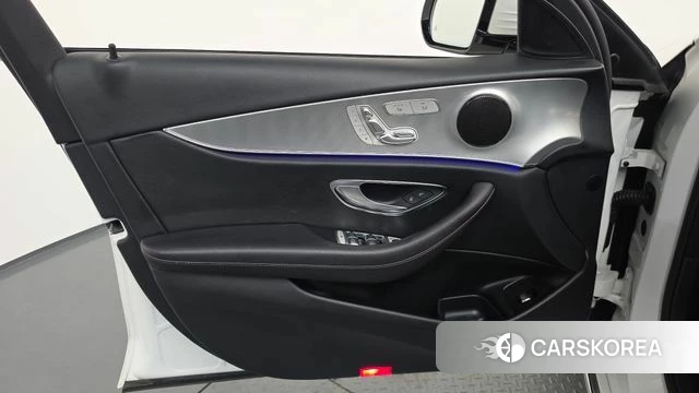 Mercedes-Benz E-Class W213 id 4732979 из Кореи 16