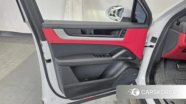 Porsche Cayenne (PO536) id 4549065 из Кореи 16