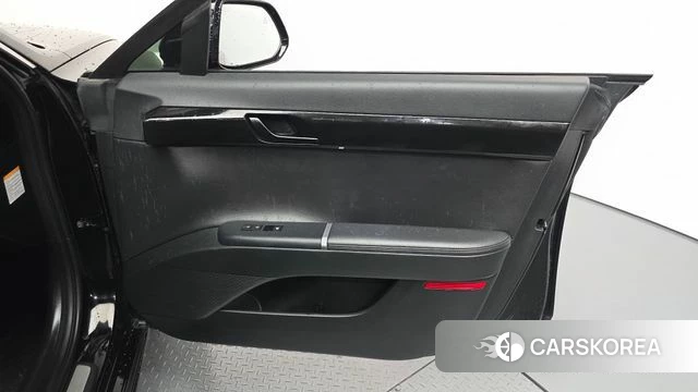 Hyundai Grandeur Hybrid (GN7) id 4349642 из Кореи 16