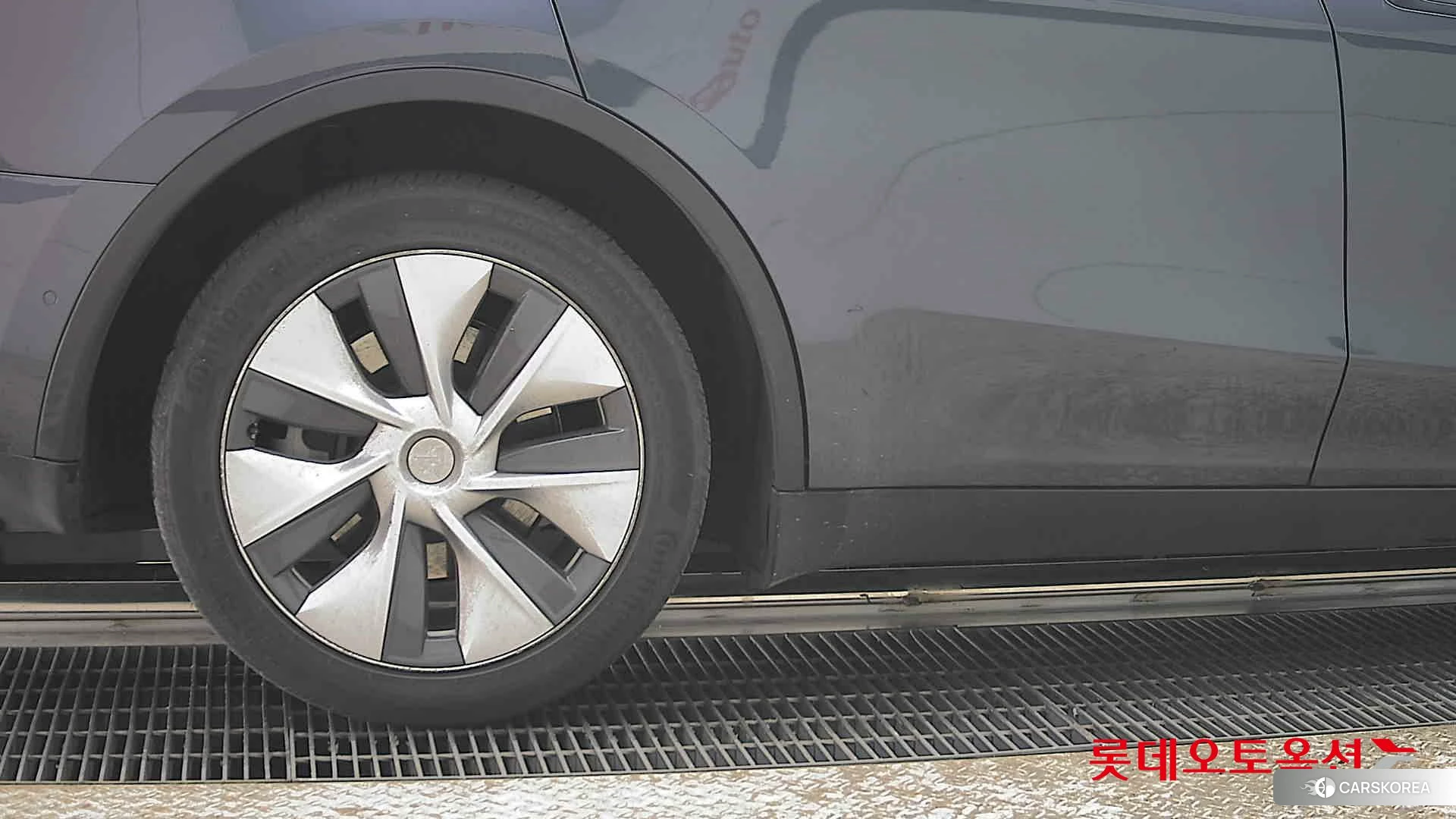 Tesla Model Y Long Range id 3888284 из Кореи 16