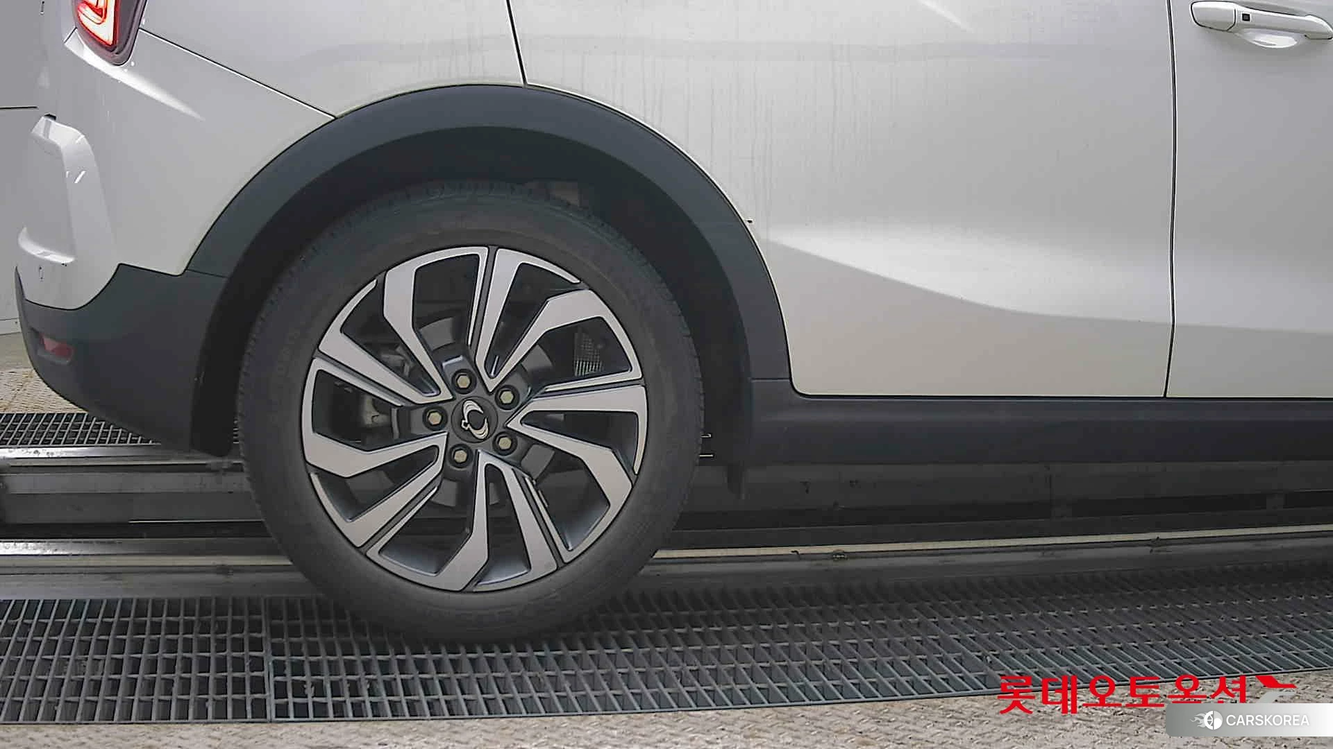 SsangYong Tivoli id 4296941 из Кореи 16