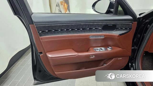 Genesis G90 (RS4) id 4835652 из Кореи 16