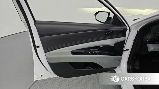 Hyundai The New Avante (CN7) id 4602443 из Кореи 16
