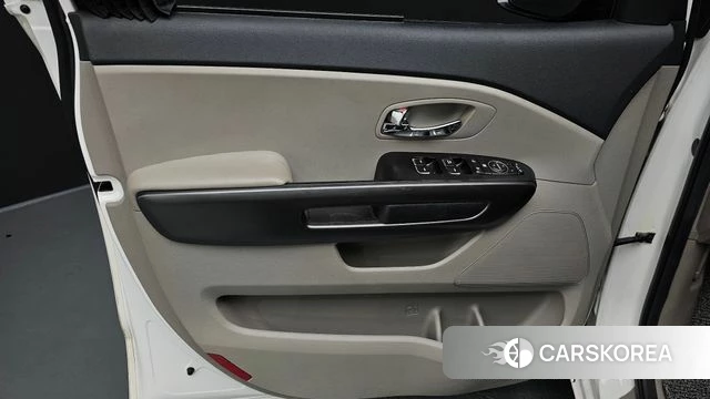 Kia The New Carnival id 4930459 из Кореи 16