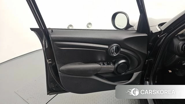 Mini Cooper id 4403050 из Кореи 16