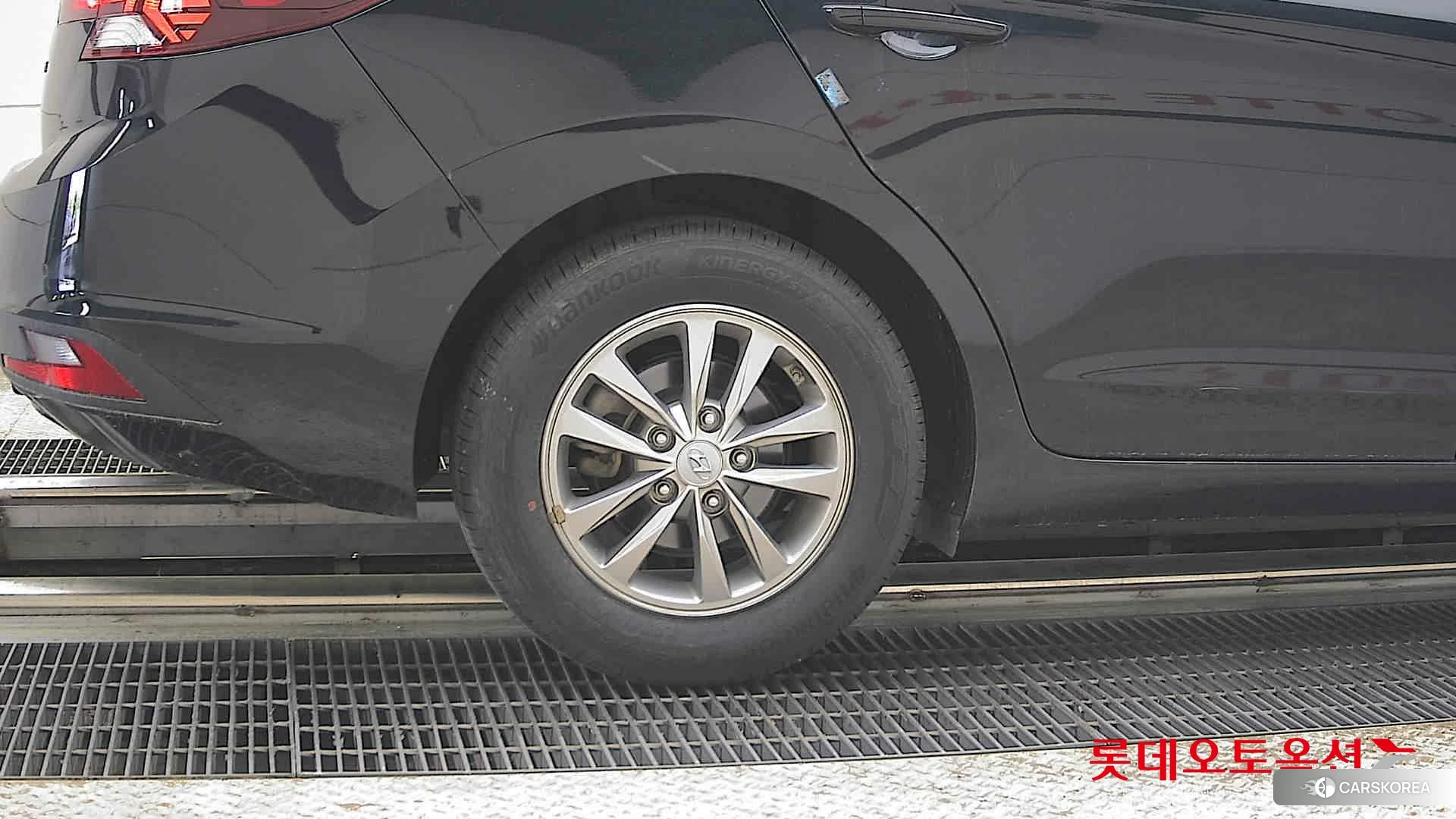 Hyundai Avante id 4289336 из Кореи 16