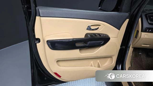 Kia All New Carnival id 4713422 из Кореи 16