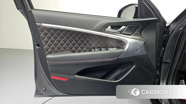 Genesis G70 id 4609997 из Кореи 16