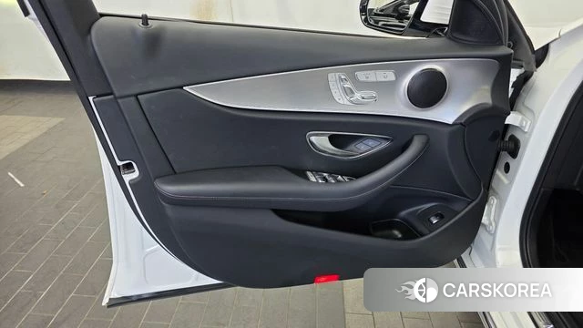 Mercedes-Benz E-Class W213 id 4765218 из Кореи 16