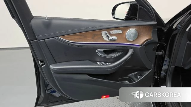 Mercedes-Benz E-Class W213 id 4658356 из Кореи 16