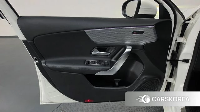 Mercedes-Benz A-Class W177 id 4692495 из Кореи 16