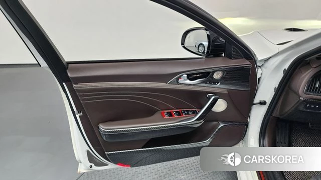 Kia Stinger Meister id 4542534 из Кореи 16